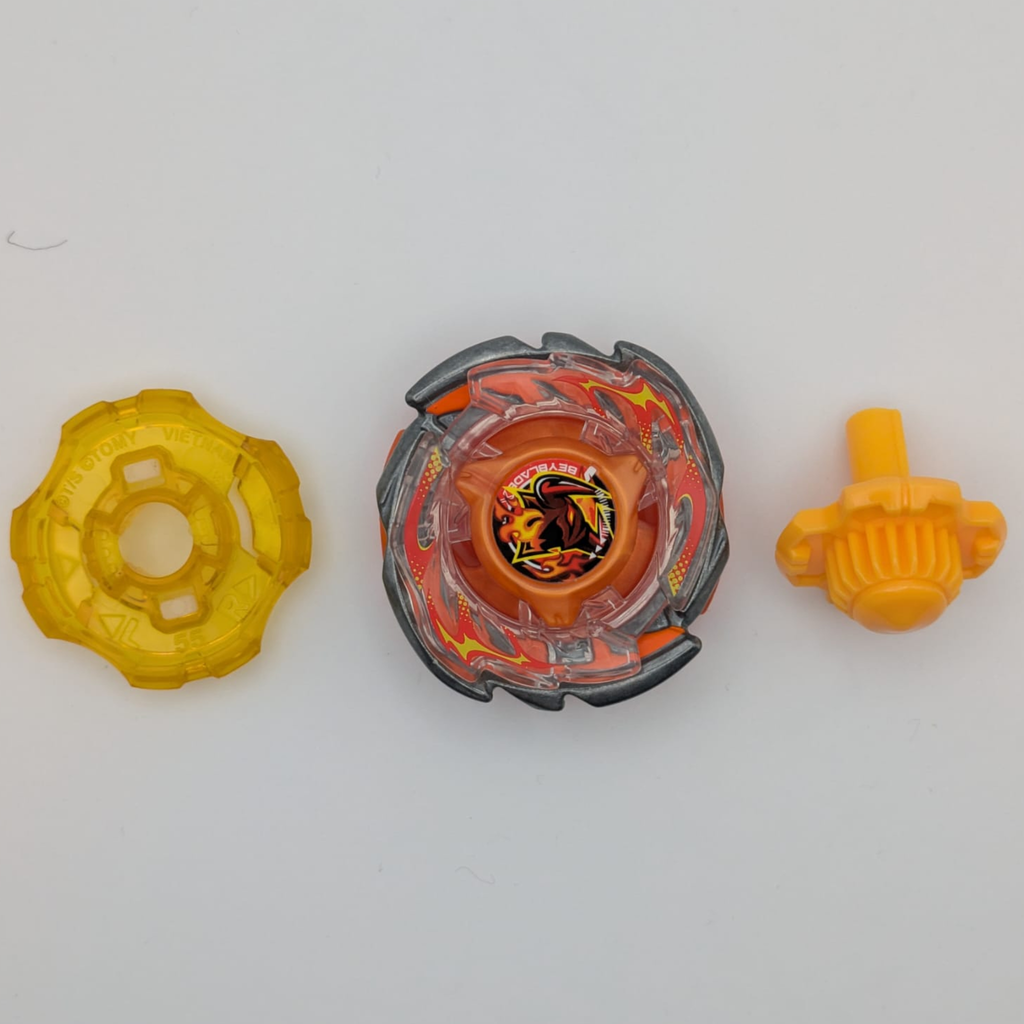 Bild vom Beyblade CX15 auseinander gebaut.