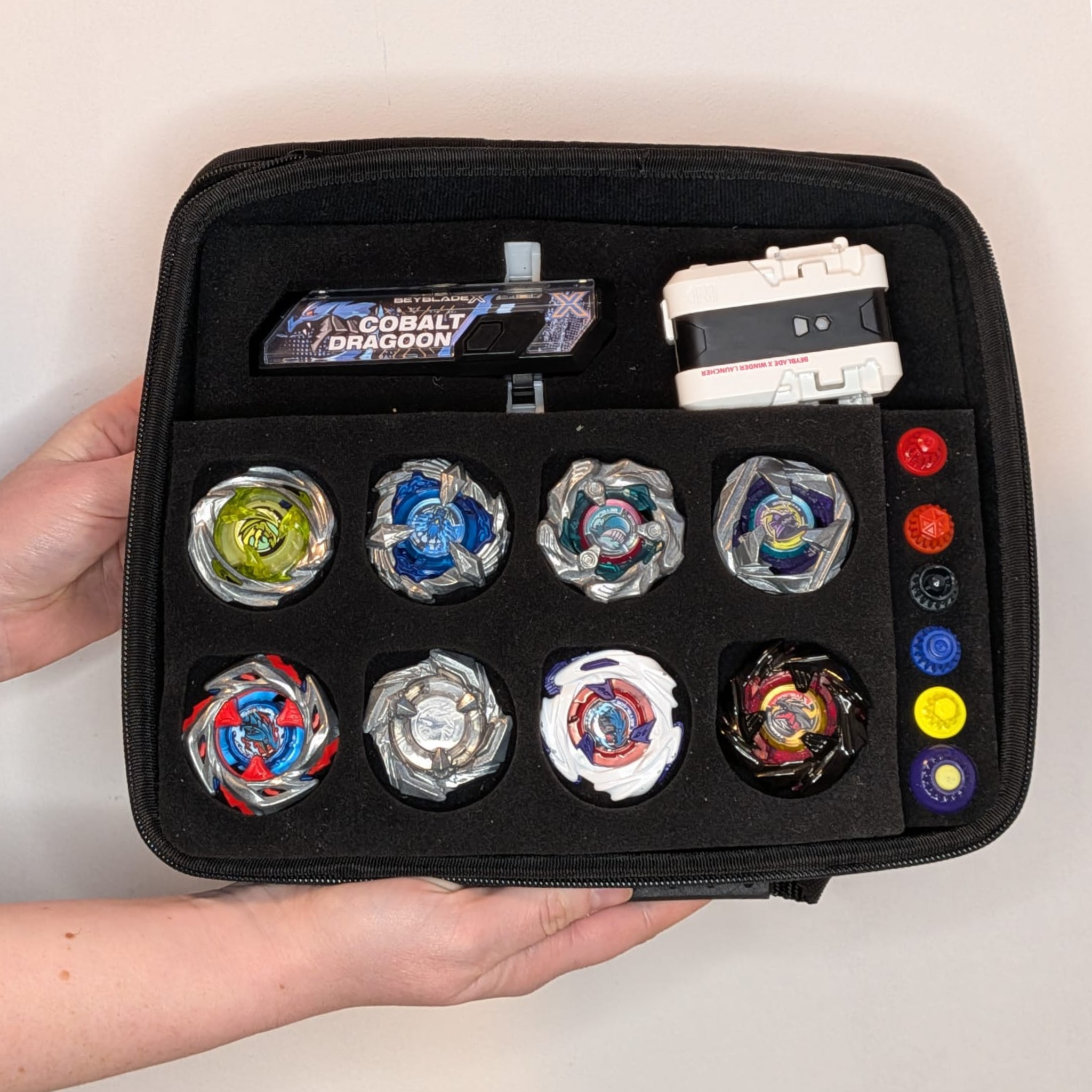 Beyblade X Gear Case (schwarz oder weiß)